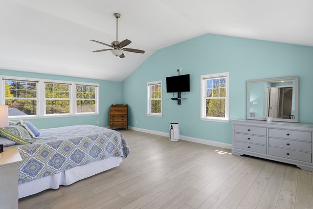 11 Highland Ave, Groveland, MA 01834
