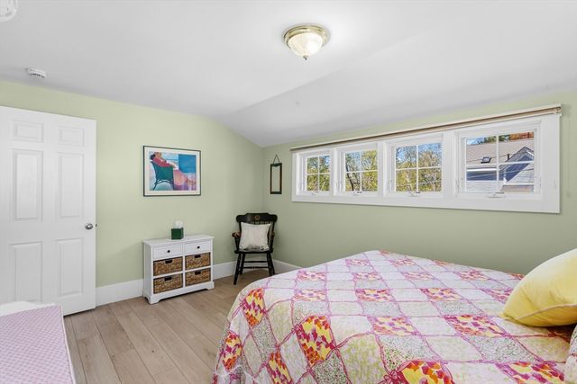 11 Highland Ave, Groveland, MA 01834