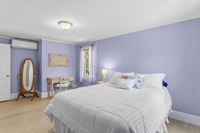 11 Highland Ave, Groveland, MA 01834