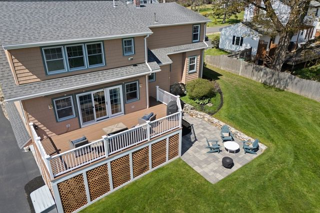 11 Highland Ave, Groveland, MA 01834
