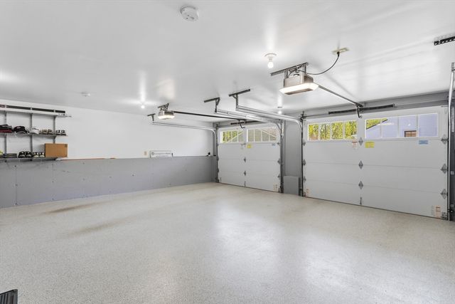 11 Highland Ave, Groveland, MA 01834