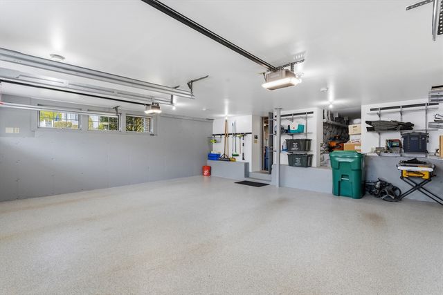 11 Highland Ave, Groveland, MA 01834