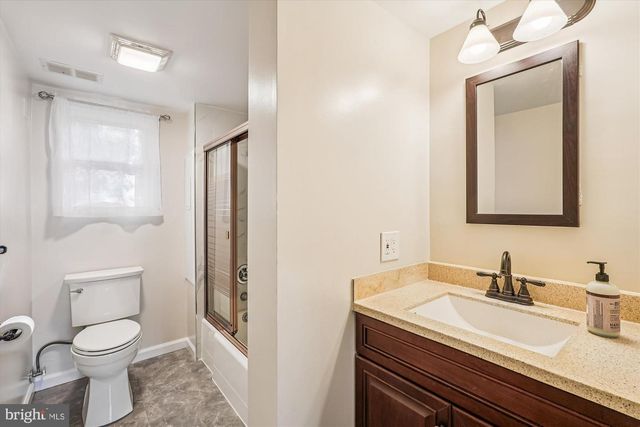 598 TIMBER LN, Bluemont, VA 20135