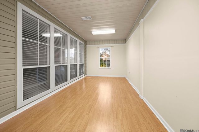 1440 Basswood Dr, Denham Springs, LA 70726