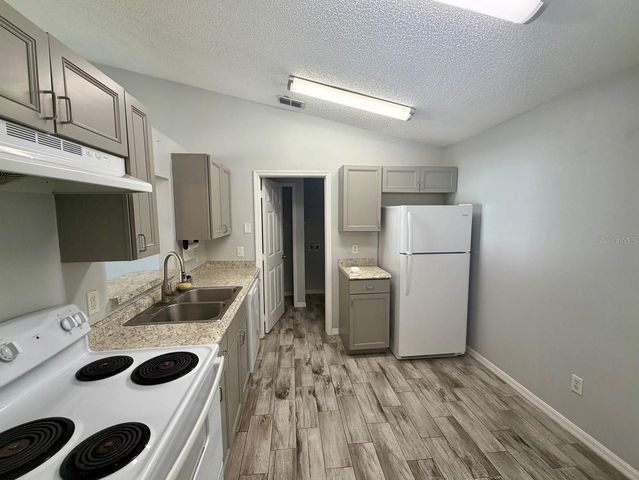 251 RHAPSODY LANE, Apopka, FL 32703