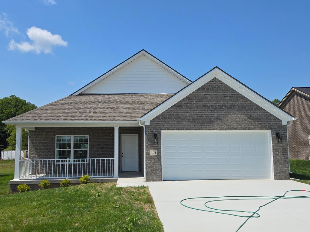 304 Cinchpost Circle, London, KY 40744
