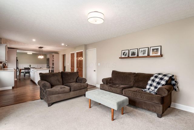 5380 Carjan Way, Hilliard, OH 43026