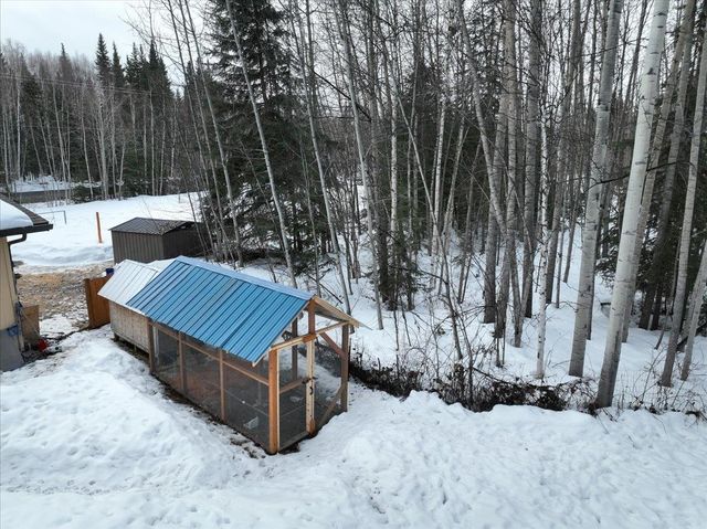 2437 MISSION ROAD, North Pole, AK 99705