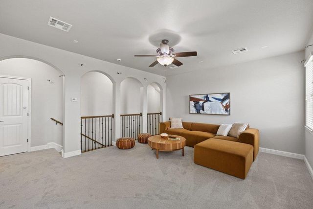 214 Tavish TRL, Austin, TX 78738
