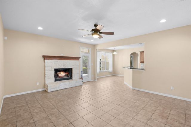 5535 Mach Rd, La Grange, TX 78945