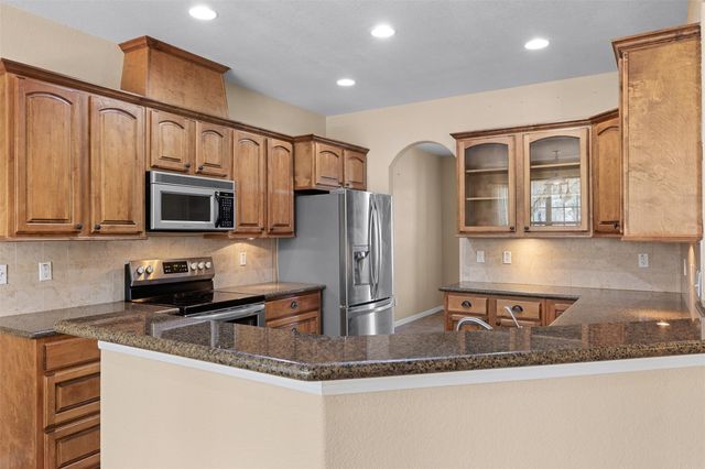 5535 Mach Rd, La Grange, TX 78945