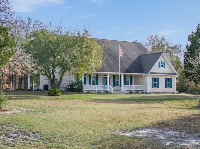 5535 Mach Rd, La Grange, TX 78945