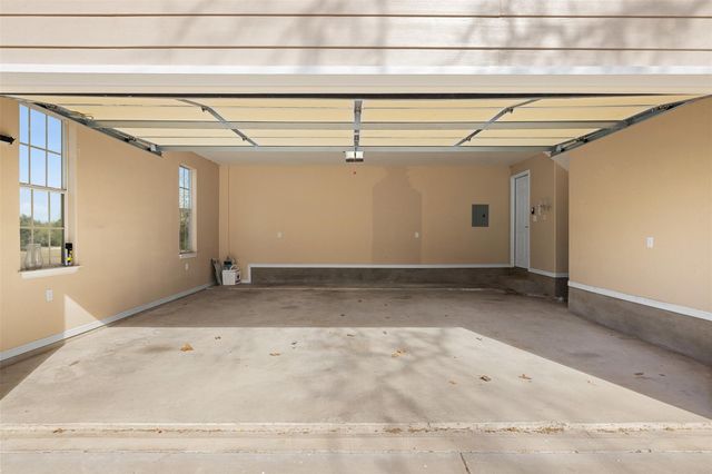 5535 Mach Rd, La Grange, TX 78945