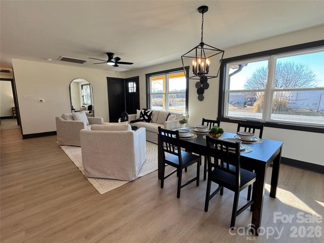 5916 Griffith Road, Monroe, NC 28112