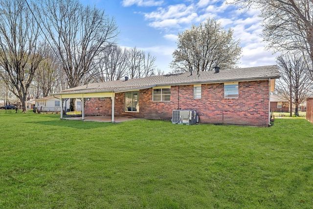 106 Henry Little Circle, Pea Ridge, AR 72751