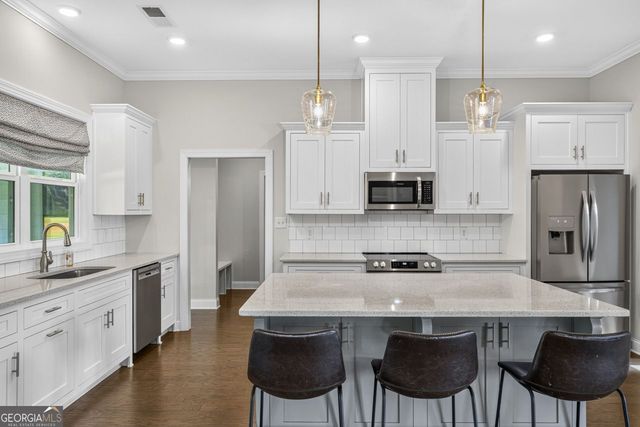201 Golden Cloud Court, Williamson, GA 30292