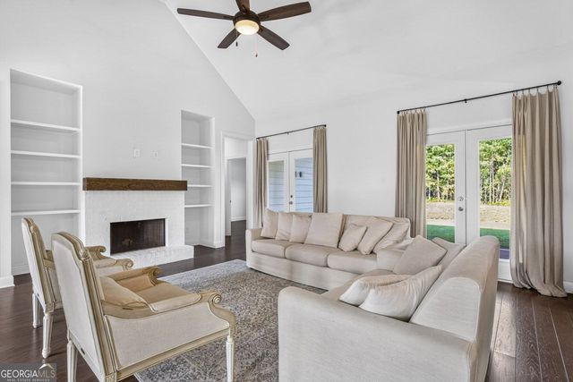 201 Golden Cloud Court, Williamson, GA 30292