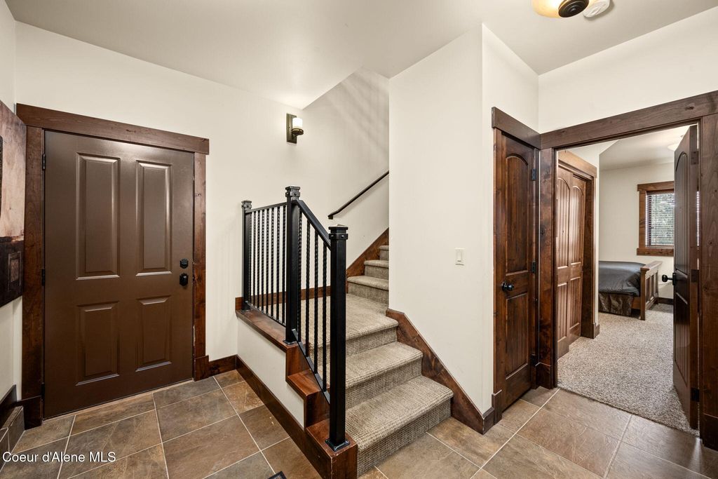 38 Avalanche RD, # 1, Sandpoint, ID 83864 photo 15