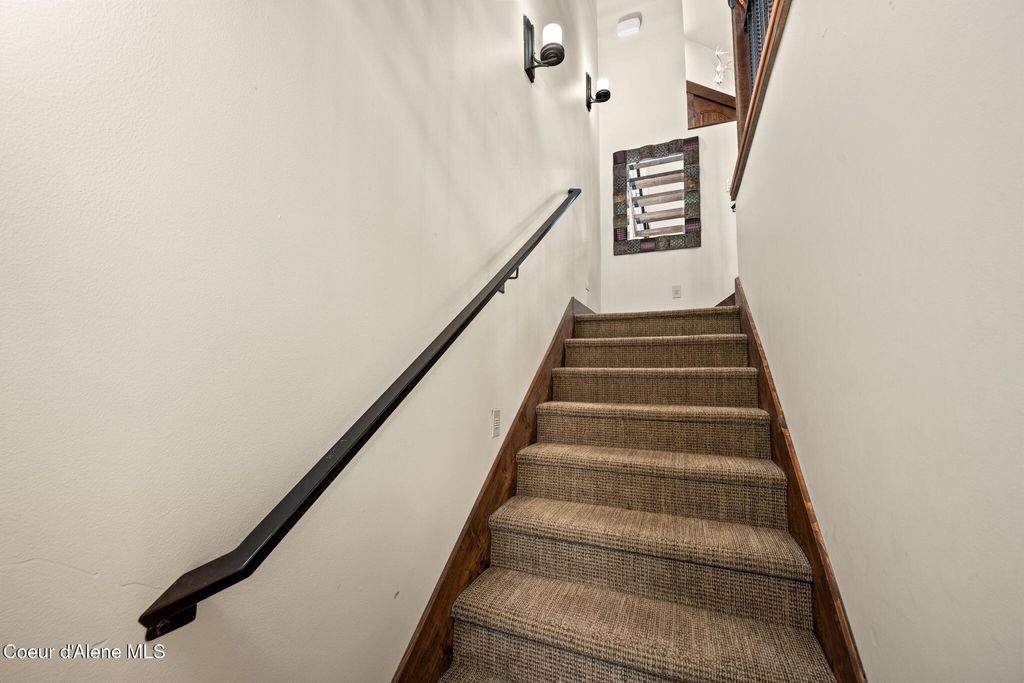 38 Avalanche RD, # 1, Sandpoint, ID 83864 photo 21