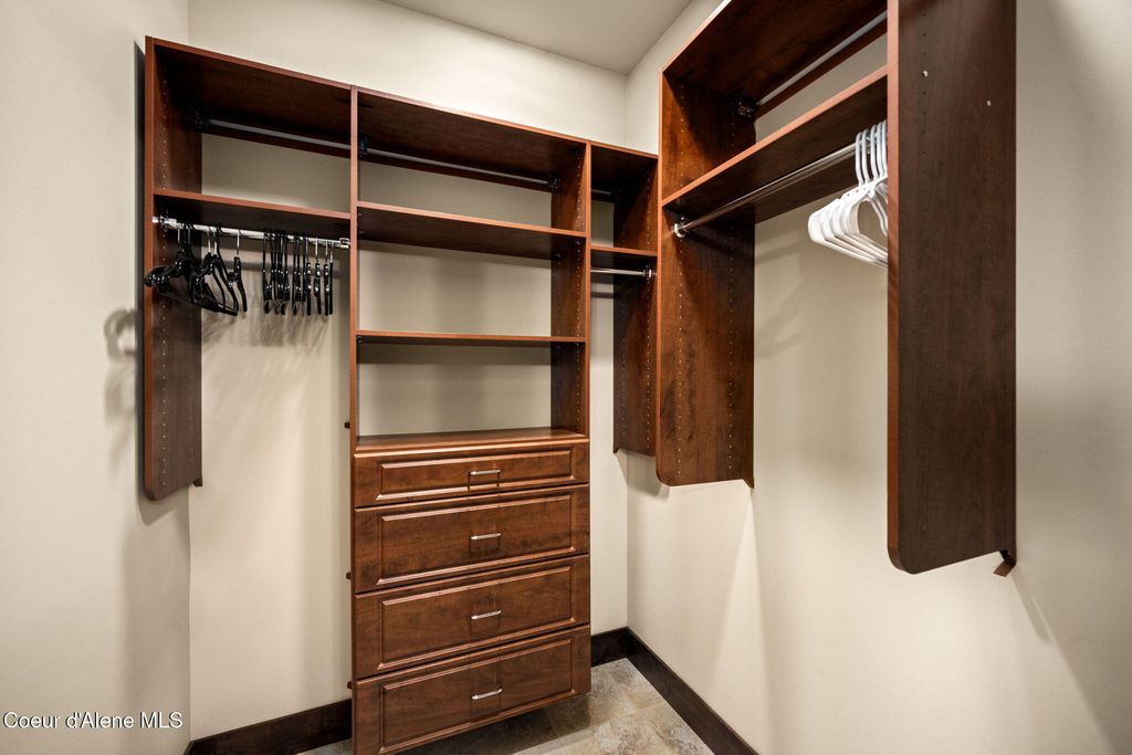 38 Avalanche RD, # 1, Sandpoint, ID 83864 photo 37