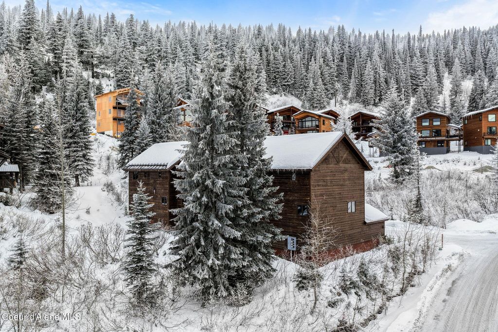 38 Avalanche RD, # 1, Sandpoint, ID 83864 photo 8