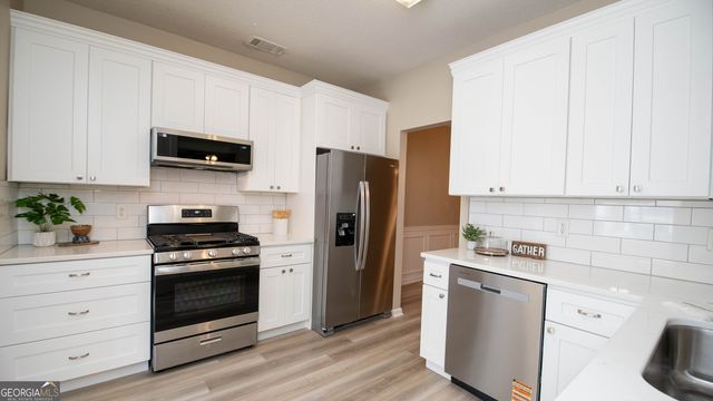 106 Stillwood Drive, Newnan, GA 30265