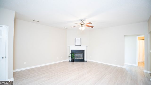 106 Stillwood Drive, Newnan, GA 30265