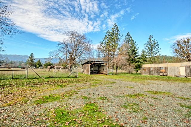 1190 Cedar Flat Road, Williams, OR 97544