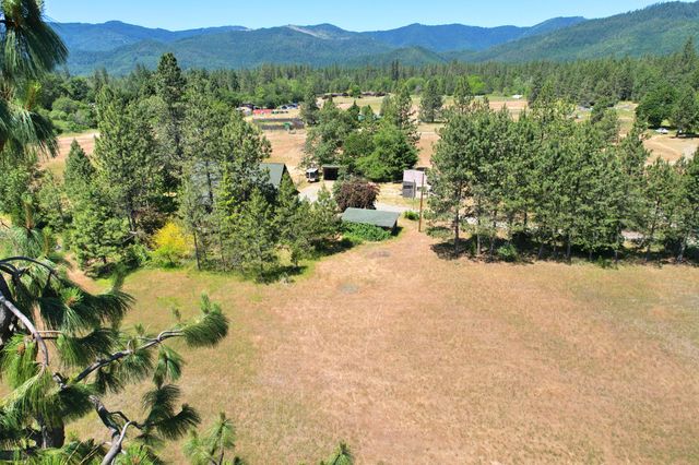 1190 Cedar Flat Road, Williams, OR 97544
