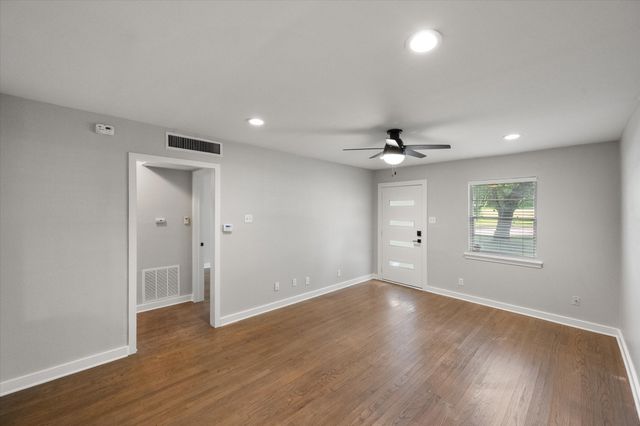 3413 Western Avenue, Fort Worth, TX 76107