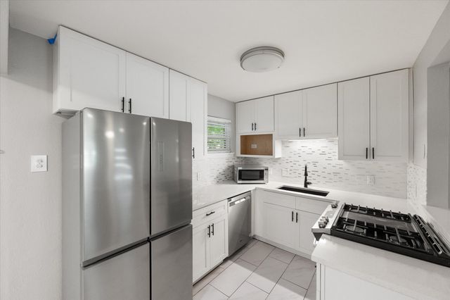 3413 Western Avenue, Fort Worth, TX 76107