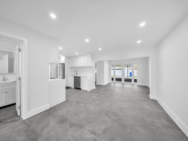 1721 N 16th Court, Hollywood, FL 33020
