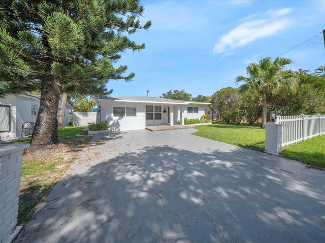 1721 N 16th Court, Hollywood, FL 33020