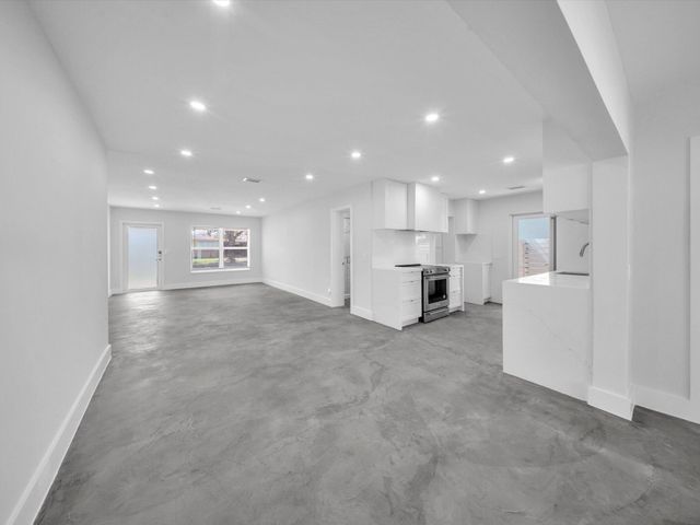 1721 N 16th Court, Hollywood, FL 33020