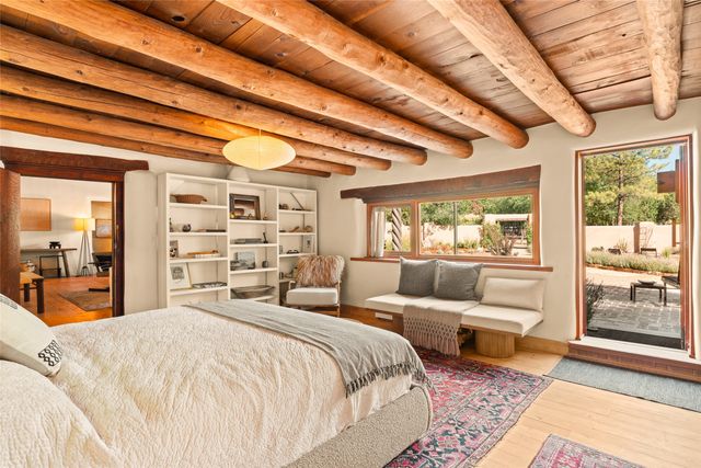 1571 Bishops Lodge Road, Santa Fe, NM 87506