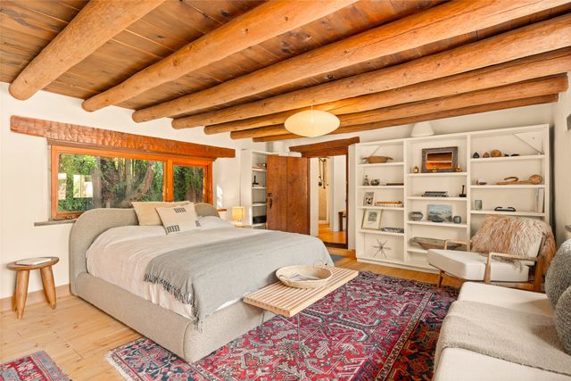 1571 Bishops Lodge Road, Santa Fe, NM 87506