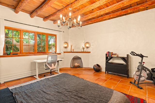 1571 Bishops Lodge Road, Santa Fe, NM 87506