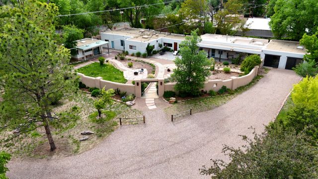 1571 Bishops Lodge Road, Santa Fe, NM 87506