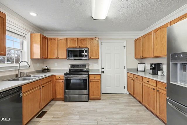 56 Muscadine Court, Lillington, NC 27546