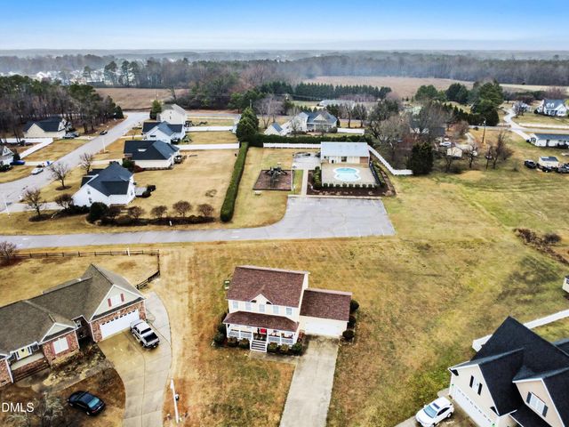 56 Muscadine Court, Lillington, NC 27546
