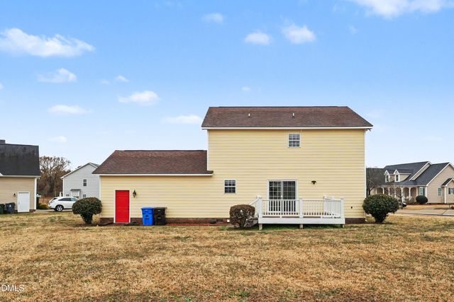 56 Muscadine Court, Lillington, NC 27546