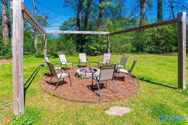 1804 Stratford Road, Decatur, AL 35601