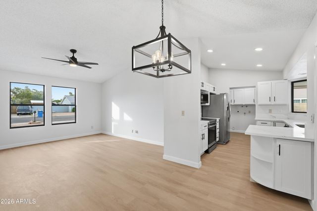 8018 E CASPER Street, Mesa, AZ 85207