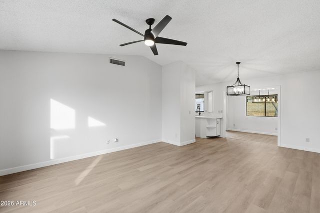 8018 E CASPER Street, Mesa, AZ 85207