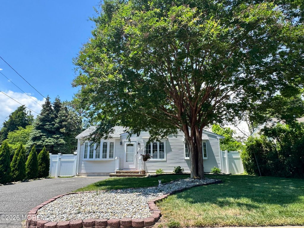 411 18th Avenue, Brick, NJ 08724