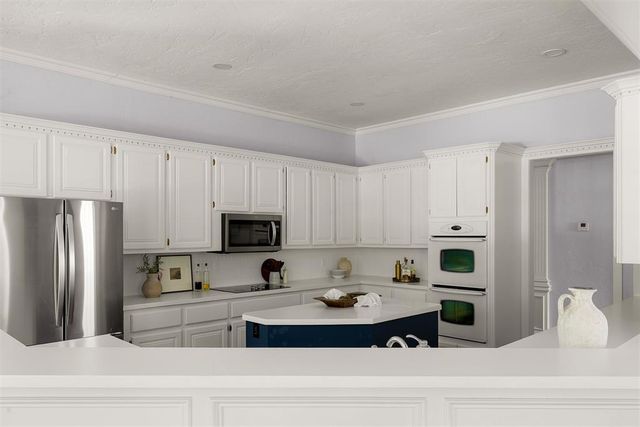 1009 Fox Hill Drive, Edmond, OK 73034