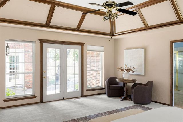 1009 Fox Hill Drive, Edmond, OK 73034