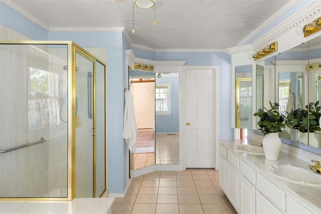 1009 Fox Hill Drive, Edmond, OK 73034