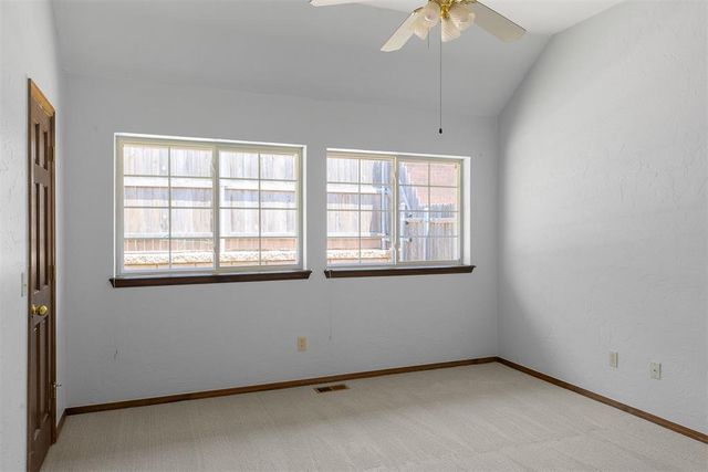 1009 Fox Hill Drive, Edmond, OK 73034