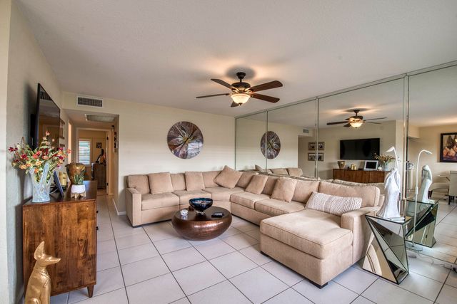 293 Brighton G, Boca Raton, FL 33434